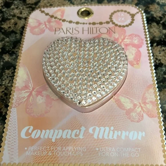 Paris Hilton | Accessories | Paris Hilton Rhinestone Heart  display picture 2